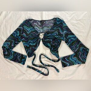 Women's Vibrant Wave Pattern Crop Top